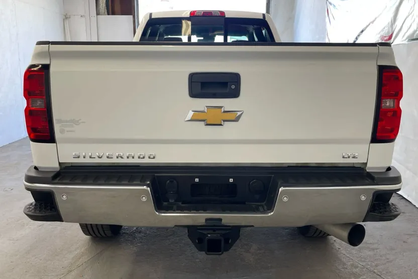 2015 Chevrolet Silverado 2500HD LTZ photo 1