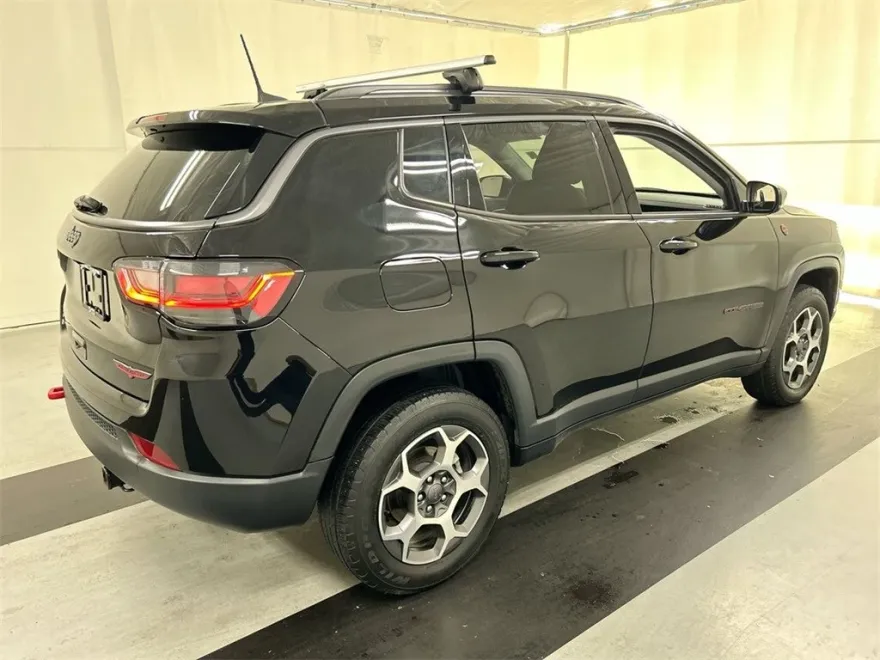 2022 Jeep Compass Trailhawk photo 1