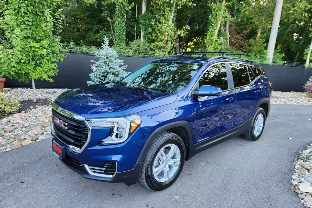 2023 Gmc Terrain SLE photo 1