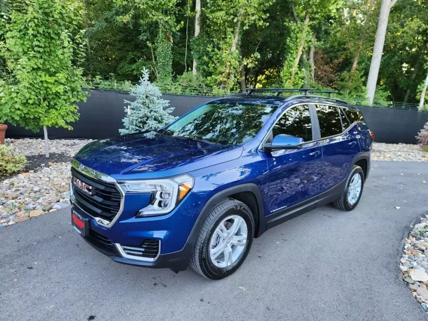2023 Gmc Terrain SLE photo 1