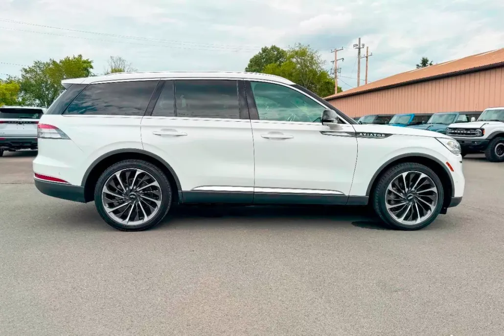 2020 Lincoln Aviator Reserve photo 1