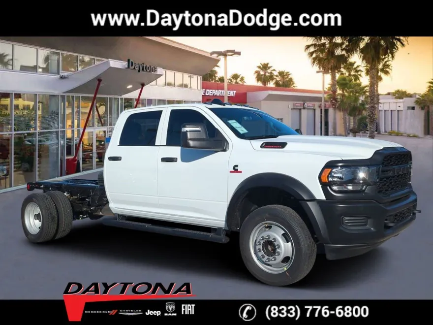 2024 Ram 5500 Tradesman photo 1