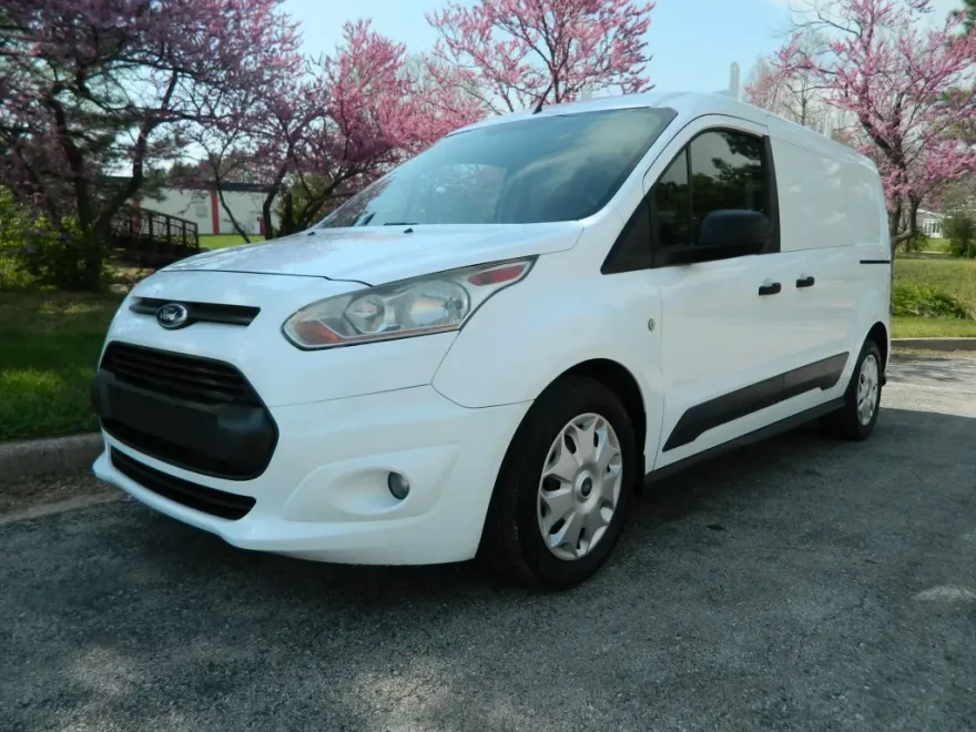 2016 Ford Transit Connect XLT photo 1