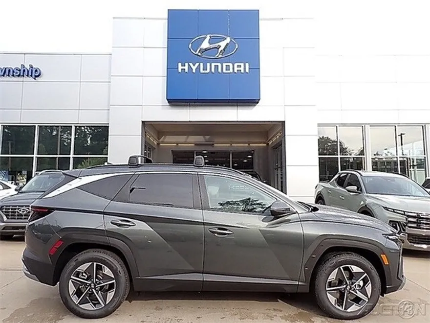 2025 Hyundai Tucson Hybrid SEL Convenience photo 1