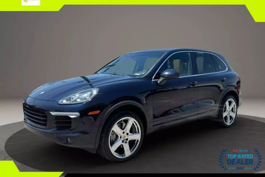2017 Porsche Cayenne S photo 1