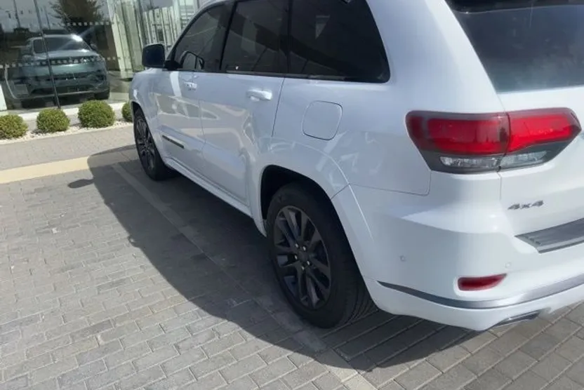 2018 Jeep Grand Cherokee Overland photo 1