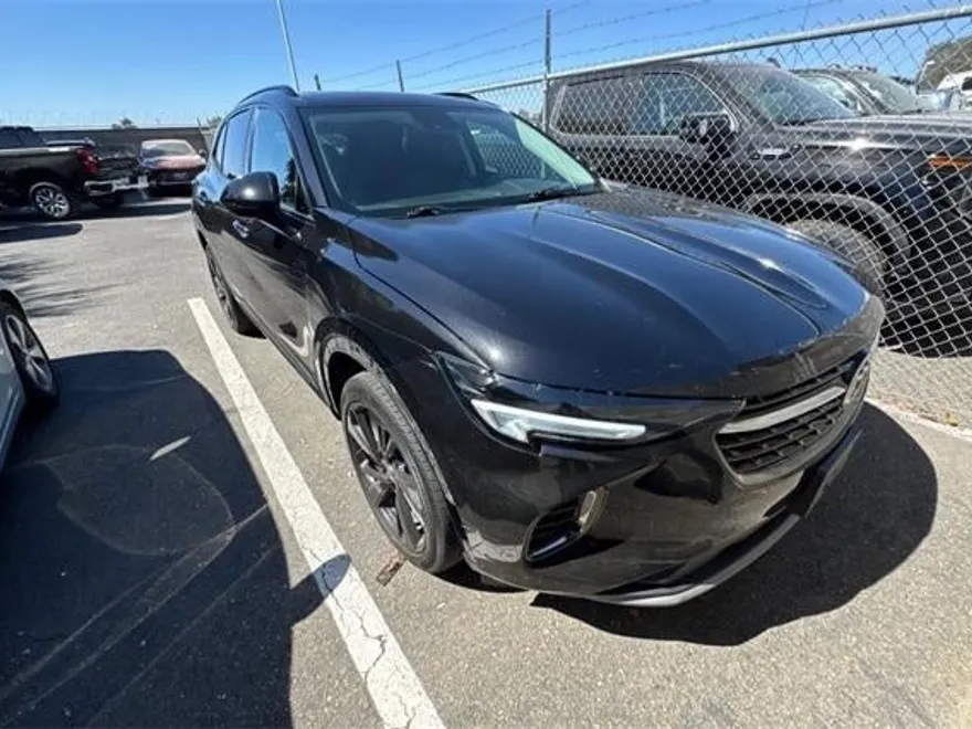 2022 Buick Envision Essence photo 1