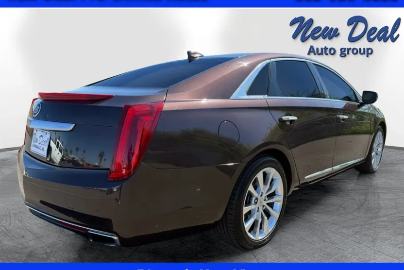 2015 Cadillac XTS Luxury photo 1