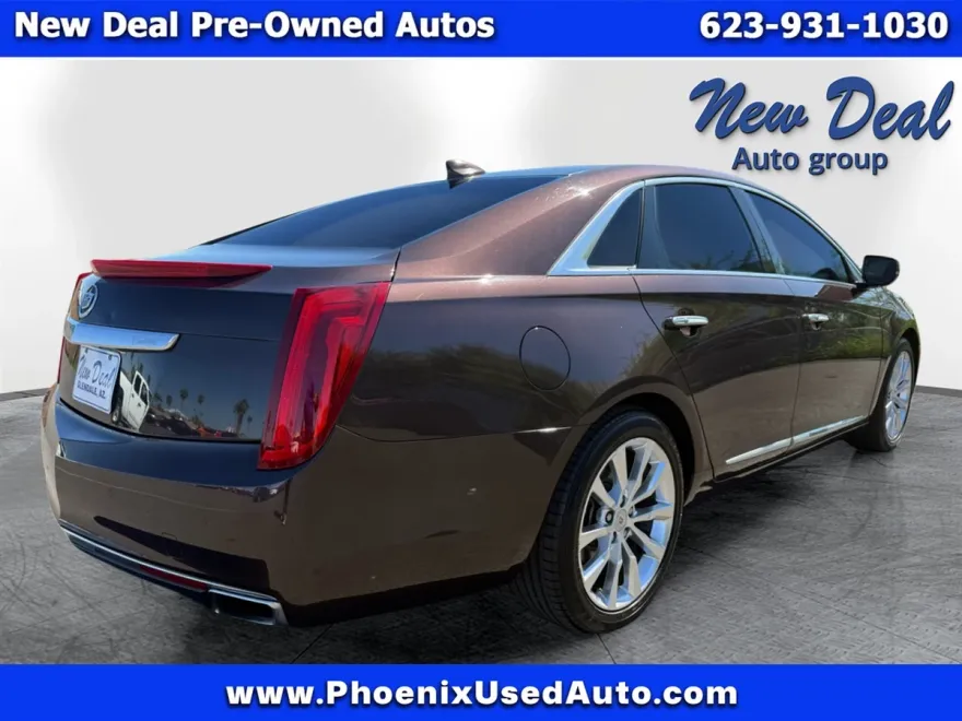 2015 Cadillac XTS Luxury photo 1