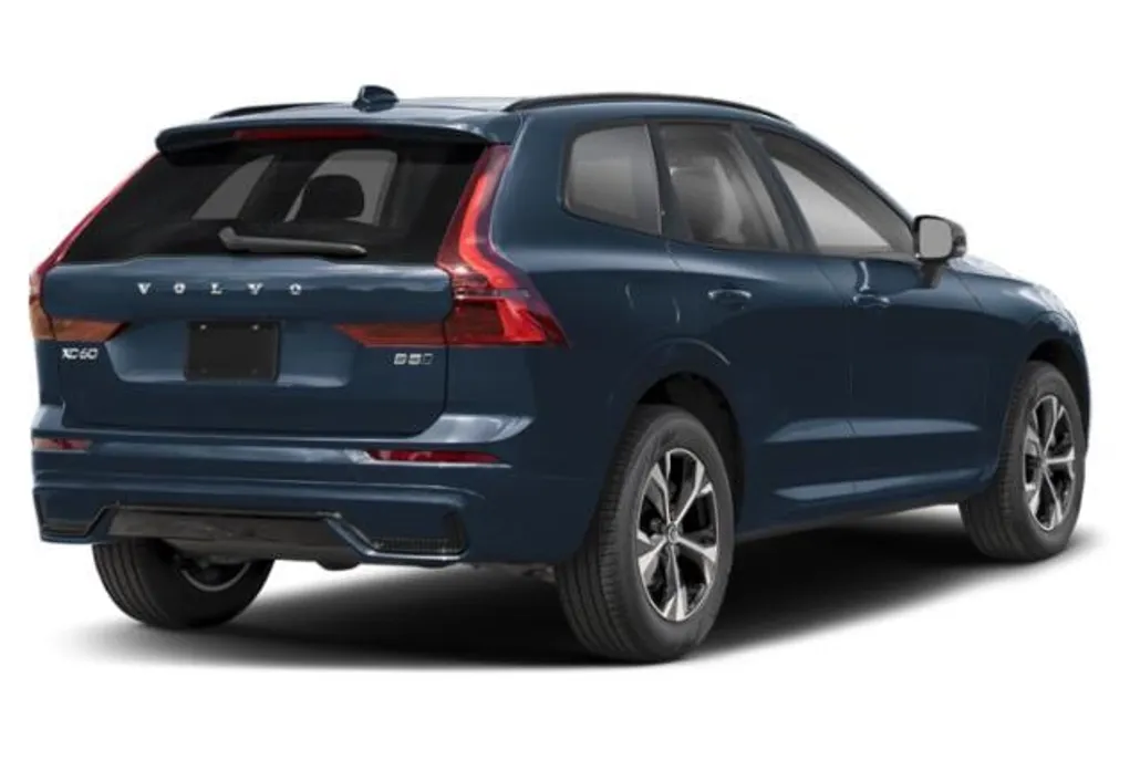 2026 Volvo XC60 B5 Core photo 1