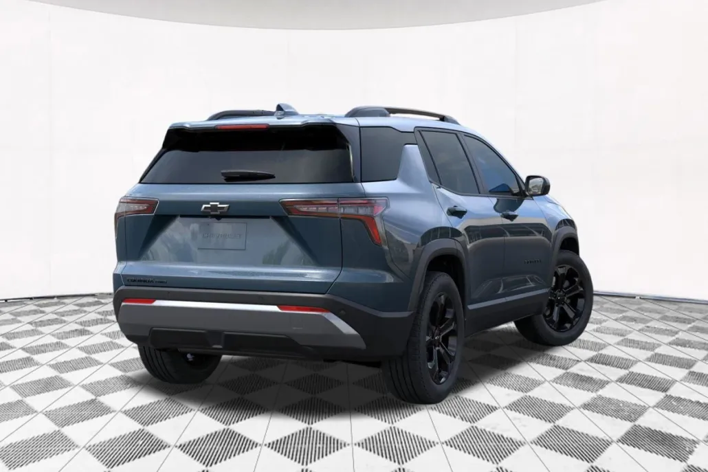 2026 Chevrolet Equinox LT photo 1