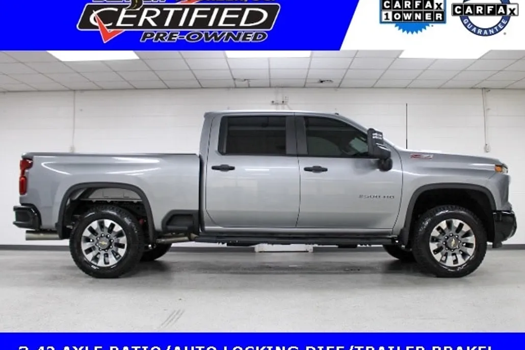 2025 Chevrolet Silverado 2500HD Custom photo 1