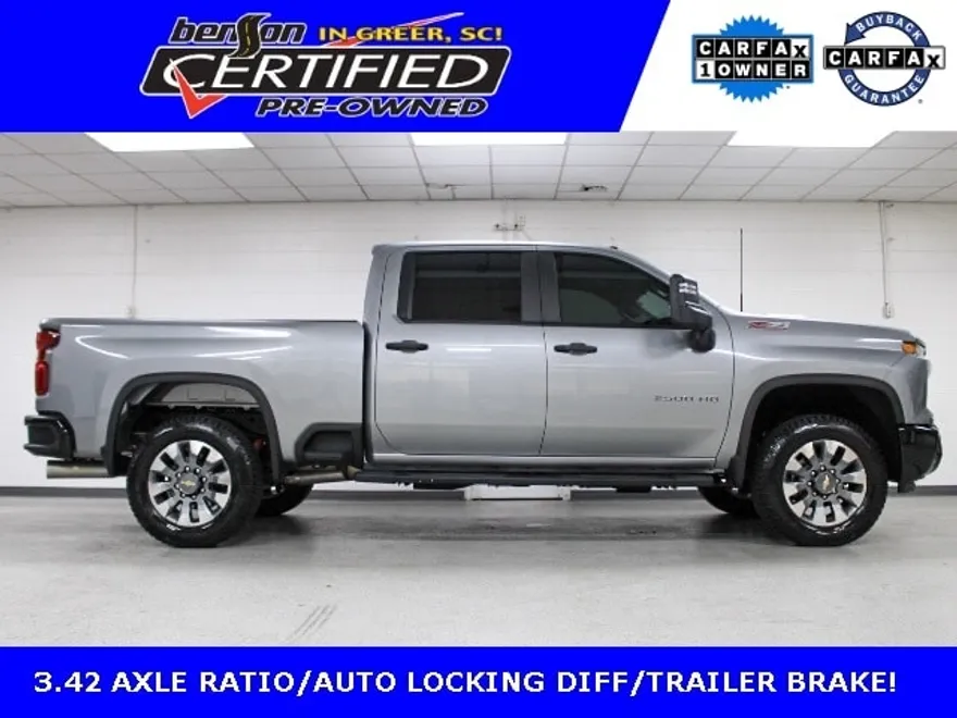 2025 Chevrolet Silverado 2500HD Custom photo 1