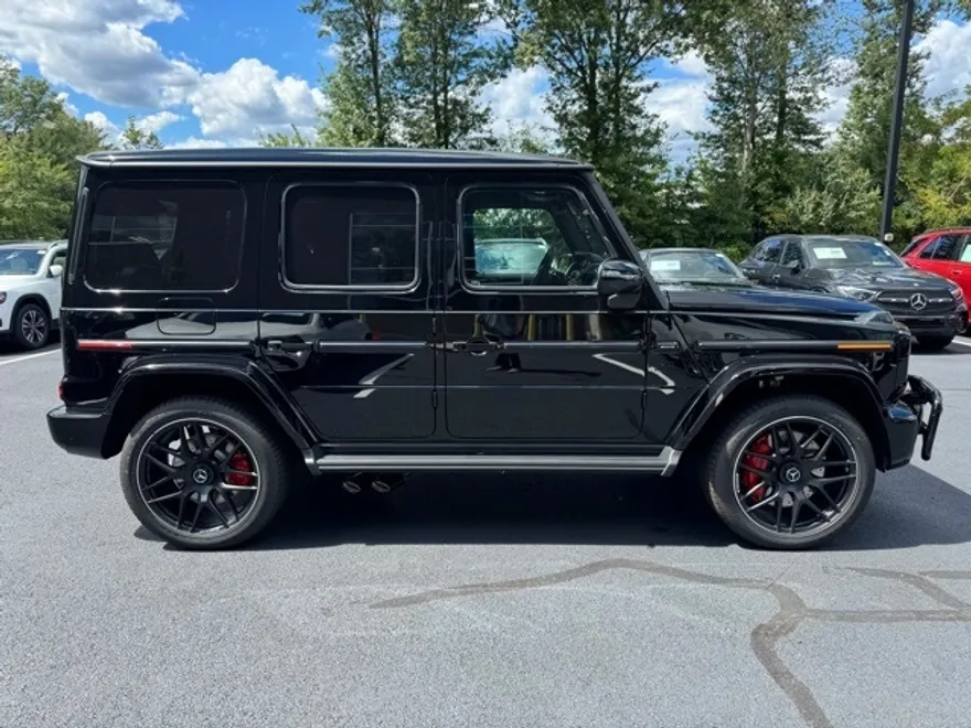 2025 Mercedes Benz G 63 AMG photo 1