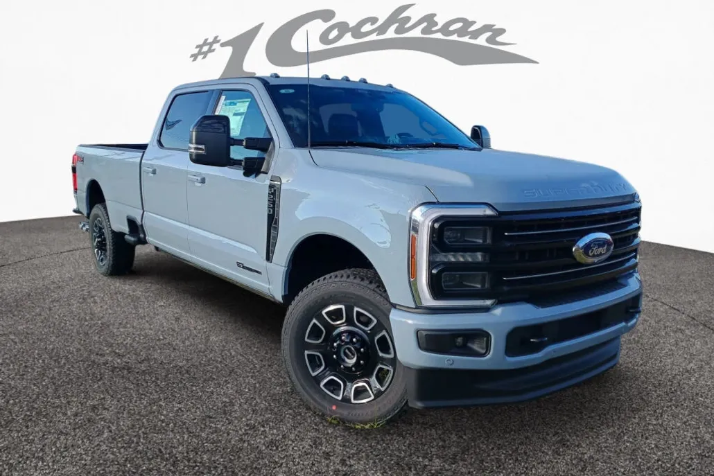 2026 Ford F-250 Platinum photo 1