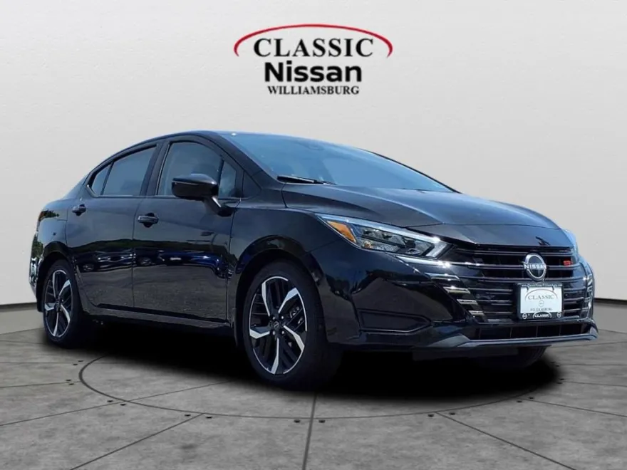 2025 Nissan Versa SR photo 1