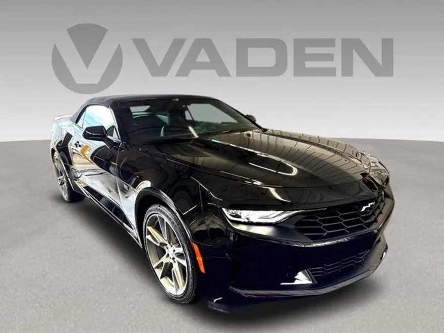 2024 Chevrolet Camaro 2LT photo 1
