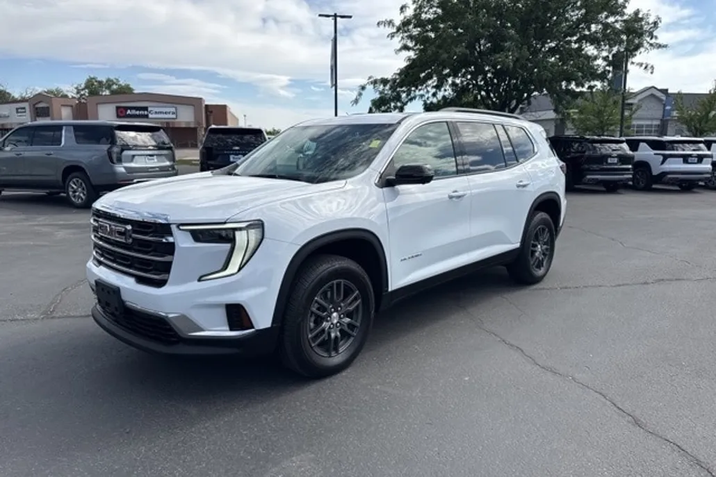 2025 Gmc Acadia Elevation photo 1
