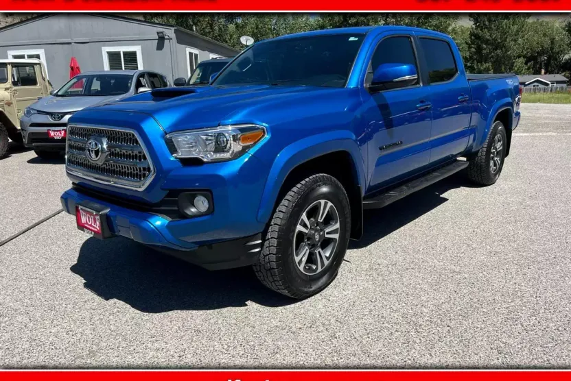 2017 Toyota Tacoma Double Cab photo 1