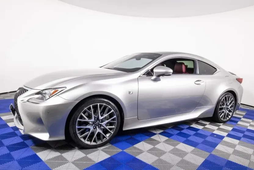 2017 Lexus RC 200t F SPORT photo 1