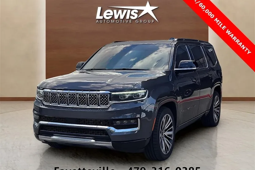 2023 Jeep Grand Wagoneer III photo 1