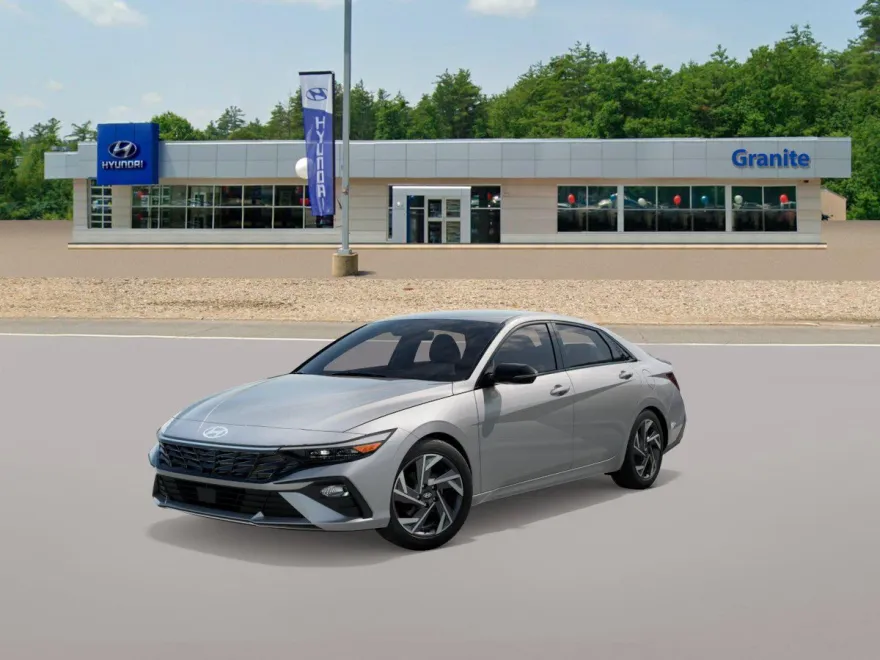2025 Hyundai Elantra SEL Sport photo 1