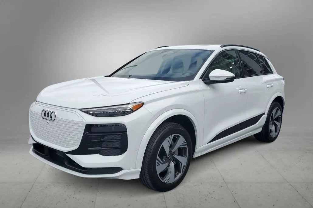 2025 Audi Q6 E-tron Premium Plus photo 1