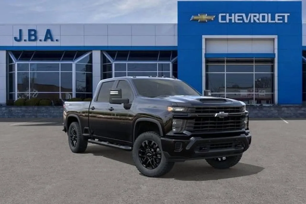 2026 Chevrolet Silverado 2500HD Custom photo 1