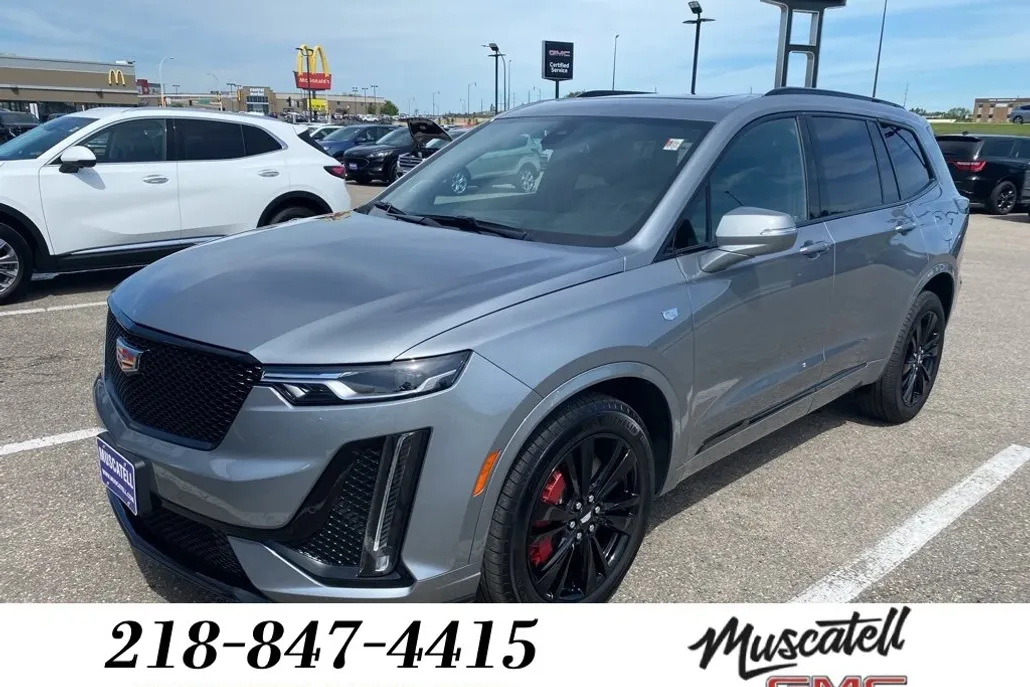 2024 Cadillac XT6 Sport photo 1