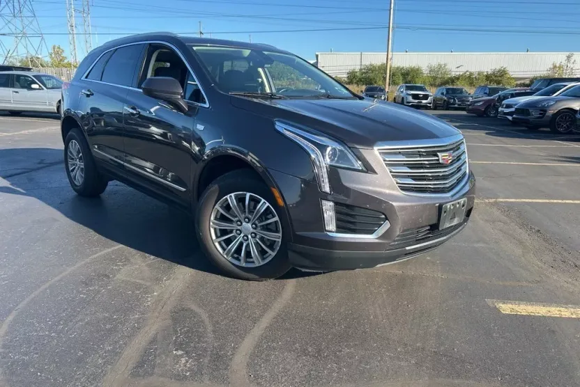 2019 Cadillac XT5 Luxury photo 1
