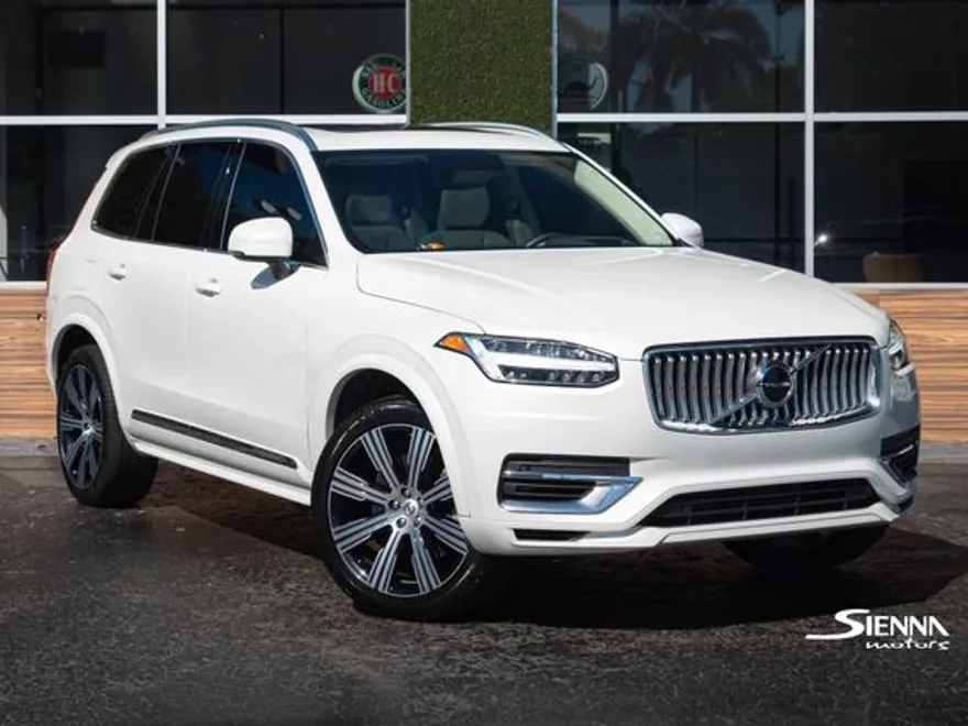 2022 Volvo XC90 Recharge T8 Inscription Expression photo 1