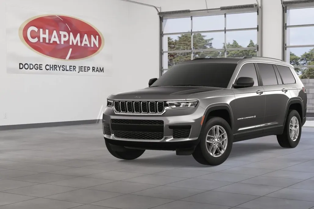 2025 Jeep Grand Cherokee Laredo photo 1