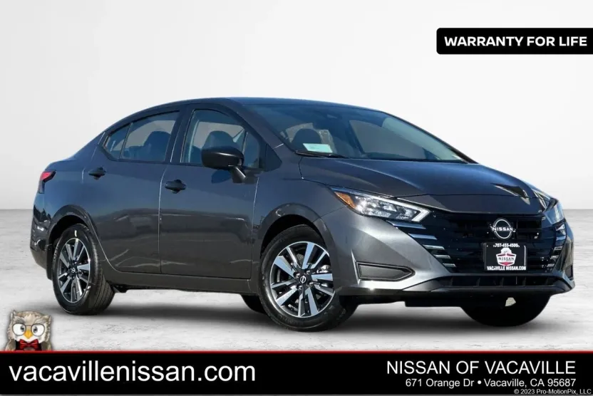 2025 Nissan Versa S photo 1