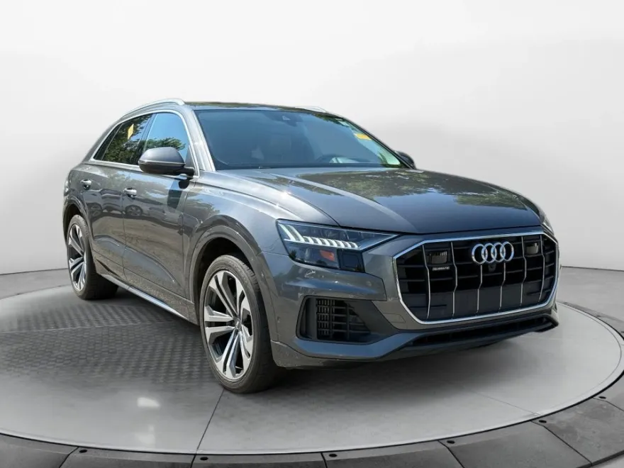 2020 Audi Q8 Prestige 55 photo 1