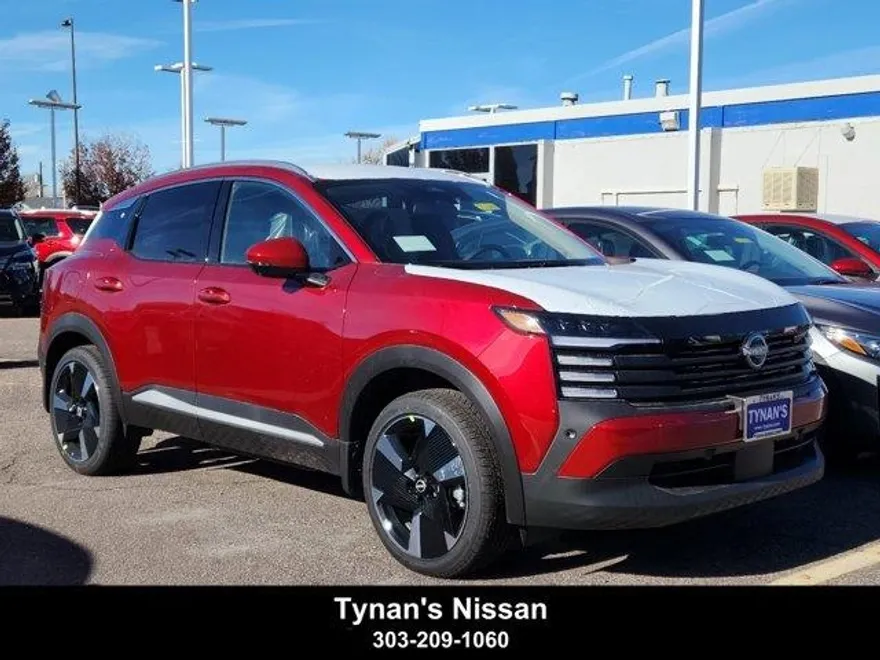 2025 Nissan Kicks SR photo 1