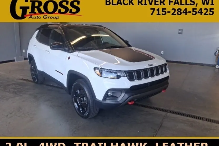 2023 Jeep Compass Trailhawk photo 1