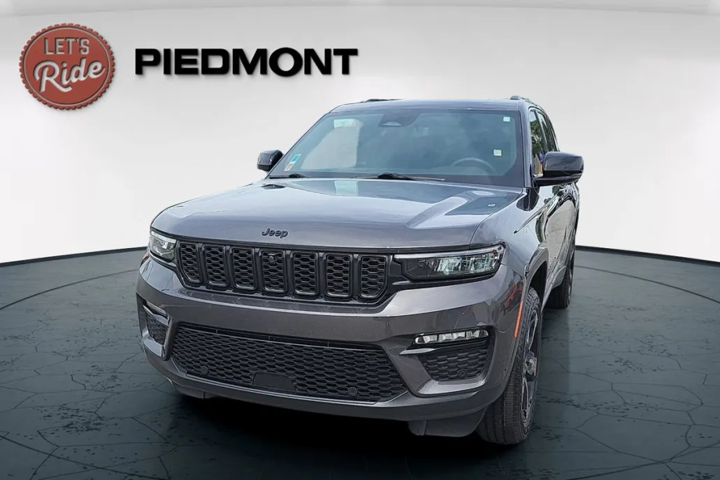 2024 Jeep Grand Cherokee Limited photo 1