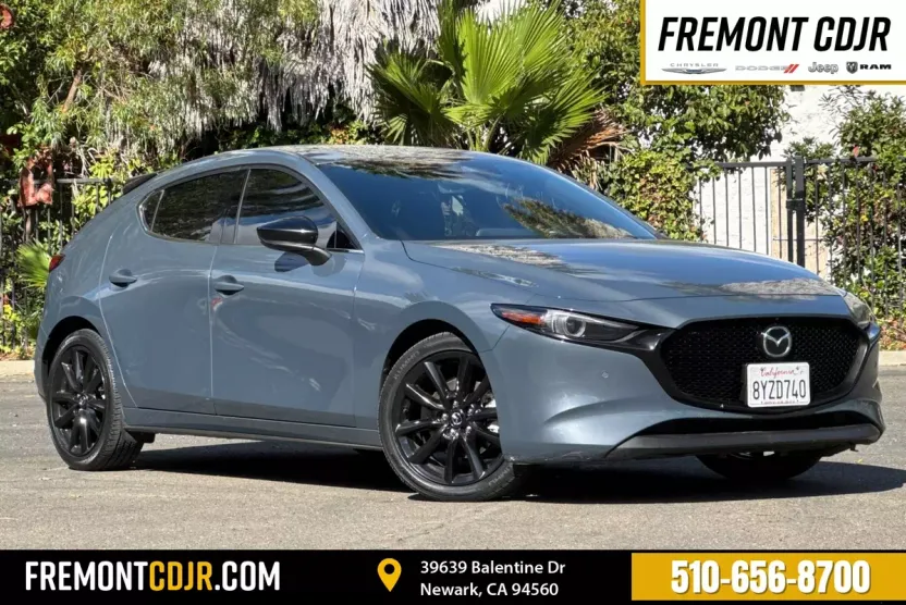 2021 Mazda Mazda3 Premium Plus photo 1