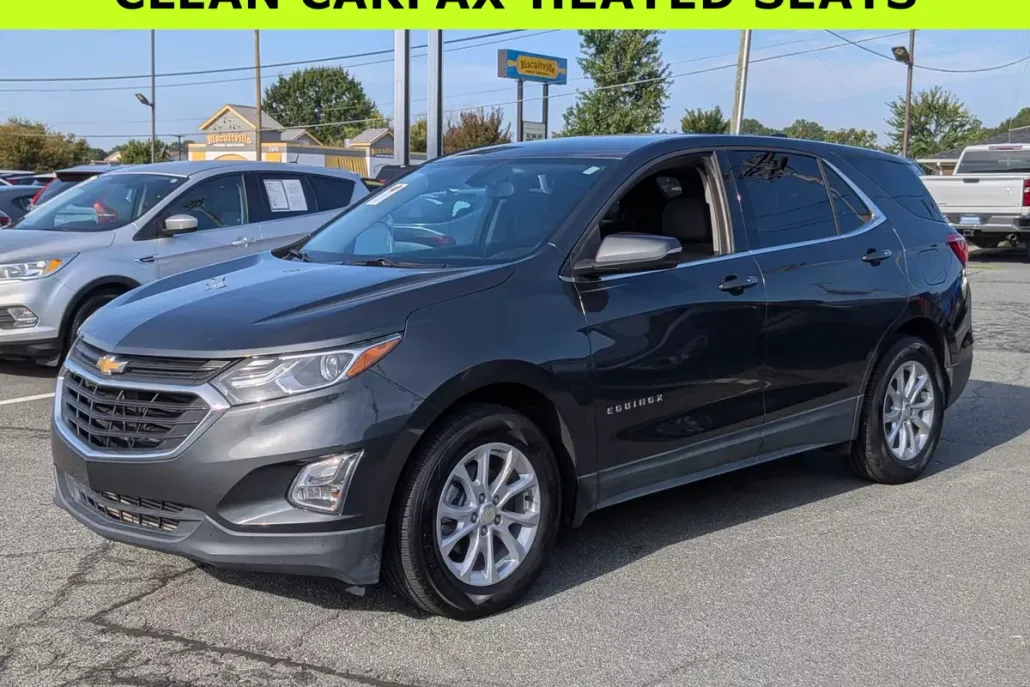 2018 Chevrolet Equinox LT photo 1