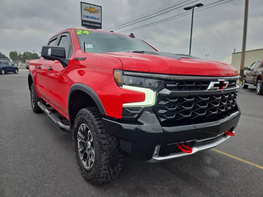 2024 Chevrolet Silverado 1500 ZR2 photo 1