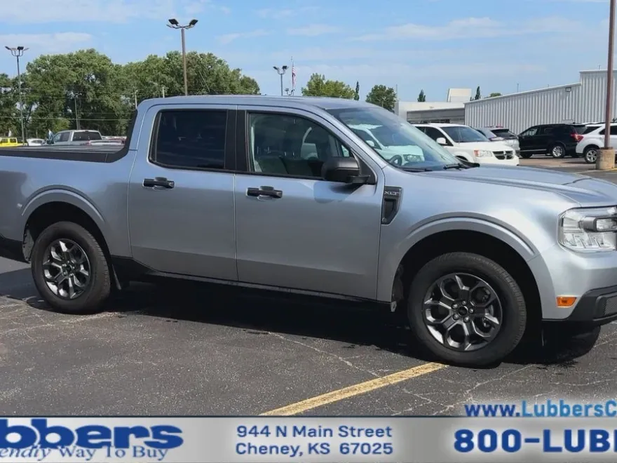 2024 Ford Maverick XLT photo 1