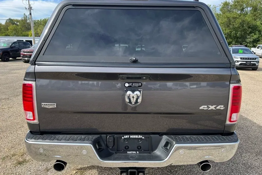 2016 Ram 1500 Laramie photo 1