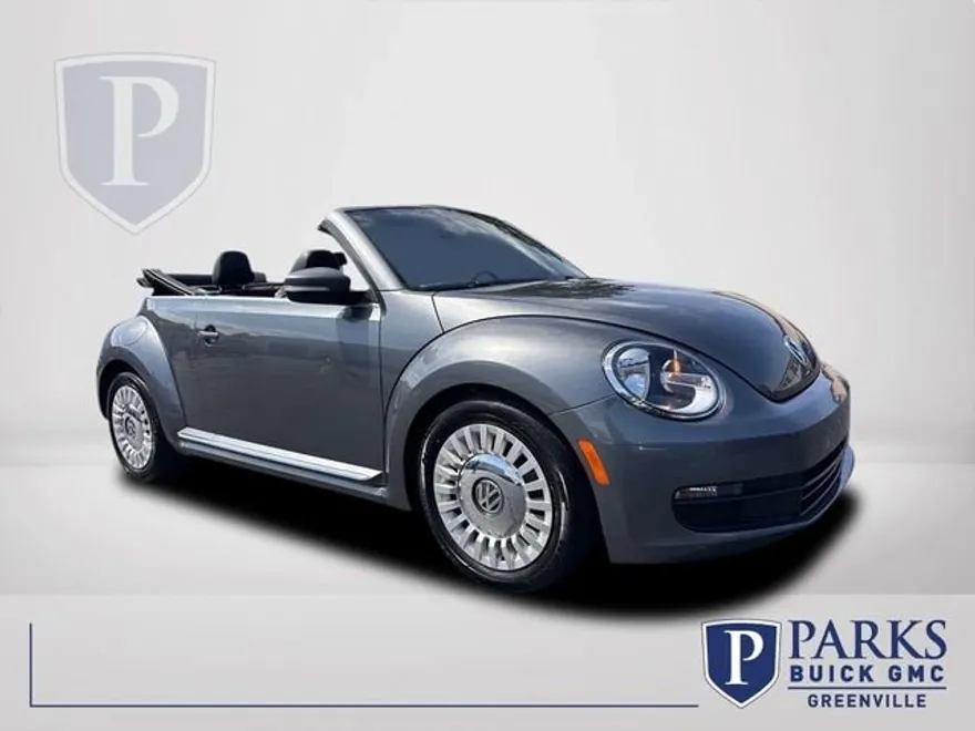 2016 Volkswagen Beetle 1.8T S photo 1