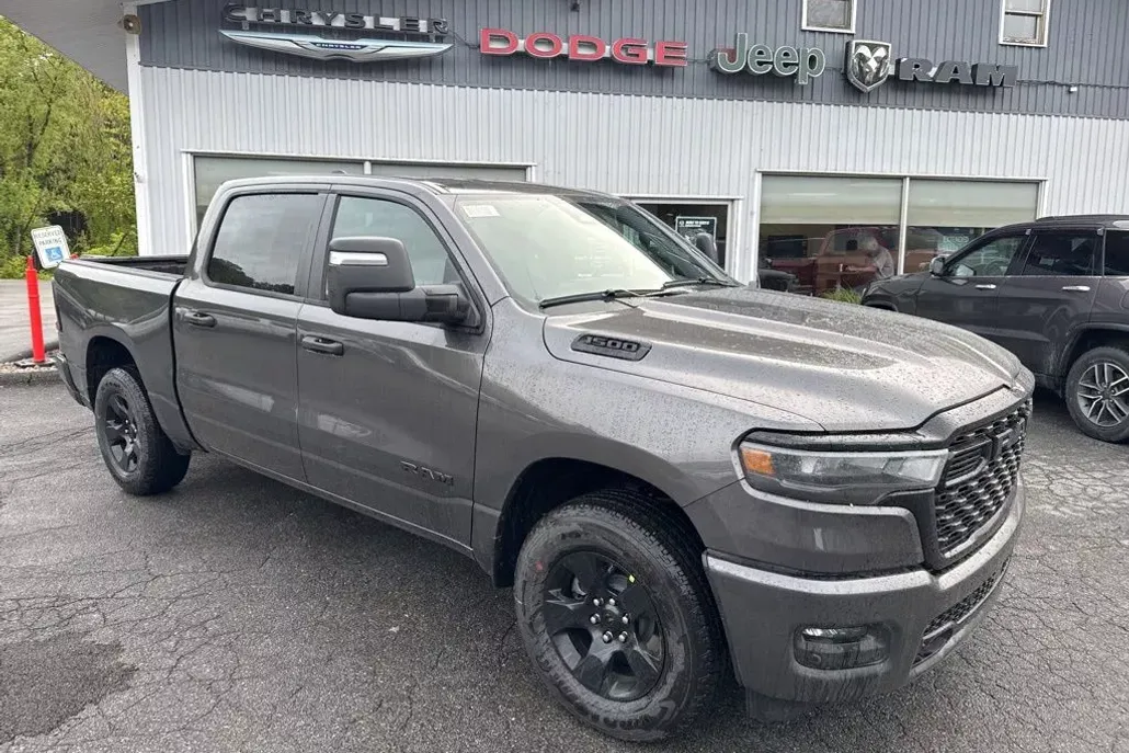 2025 Ram 1500 Tradesman photo 1