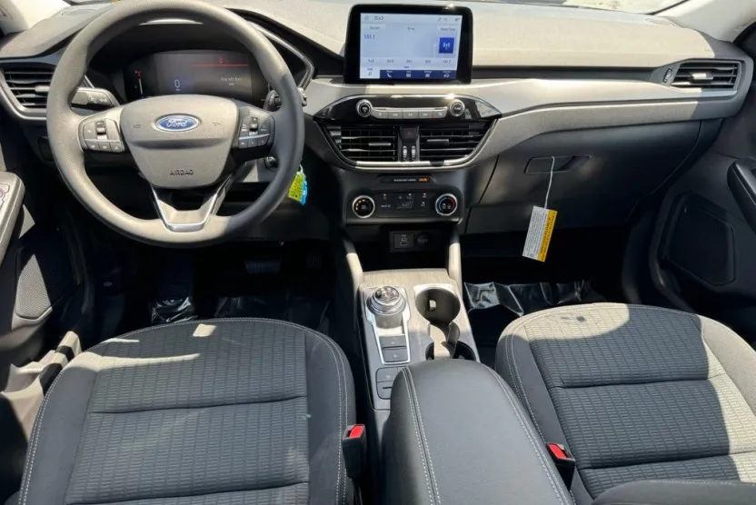 2024 Ford Escape Base photo 1