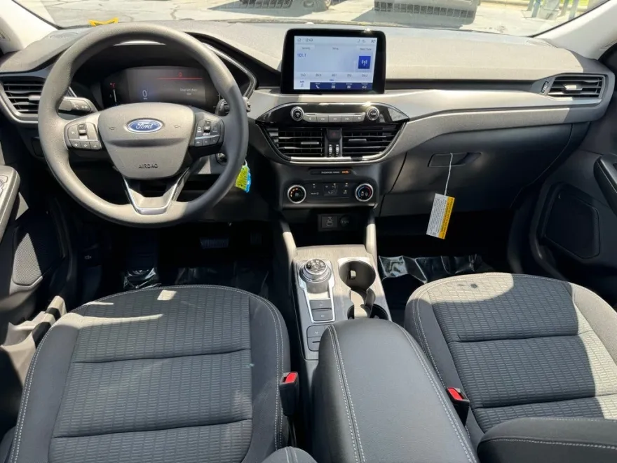 2024 Ford Escape Base photo 1