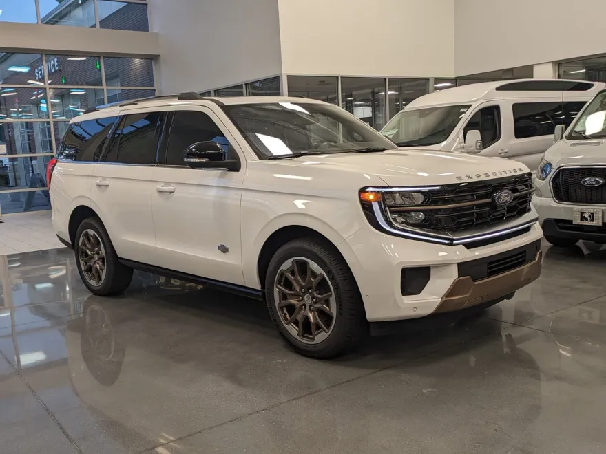 2025 Ford Expedition King Ranch photo 1