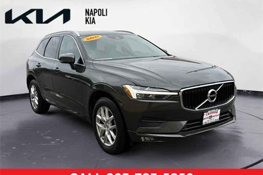 2021 Volvo XC60 T5 Momentum photo 1