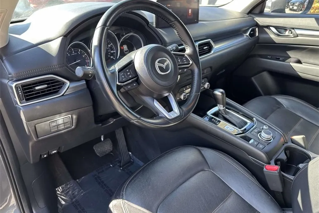 2023 Mazda CX-5 2.5 S Preferred photo 1