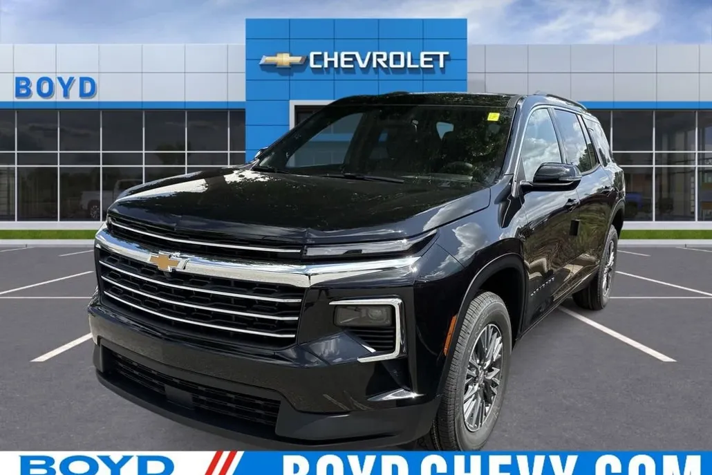 2026 Chevrolet Traverse photo 1
